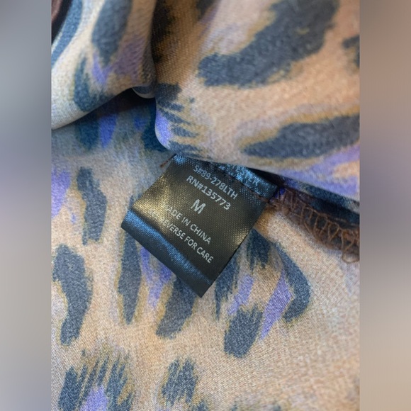 04 South leopard print cami, size women’s medium (bin J) - Picture 5 of 6